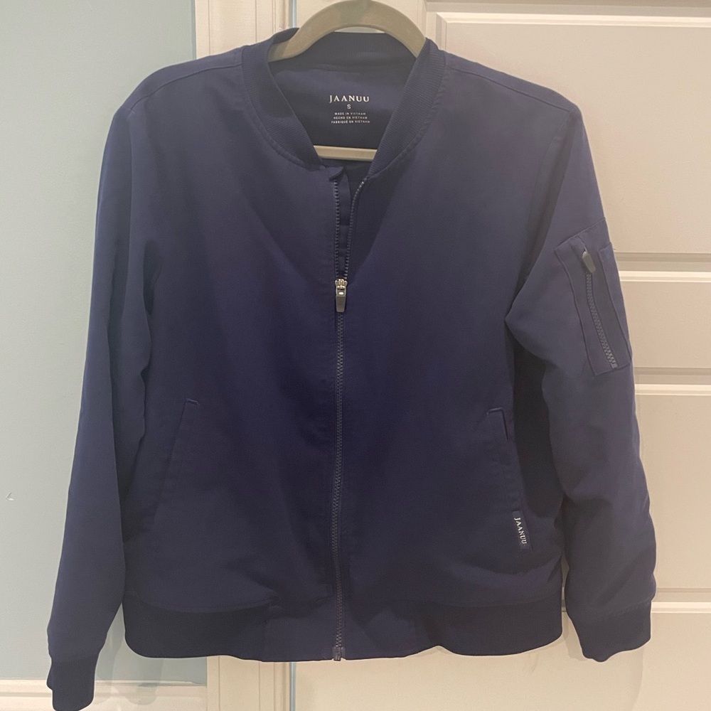 Jaanuu Scrub Bomber Jacket